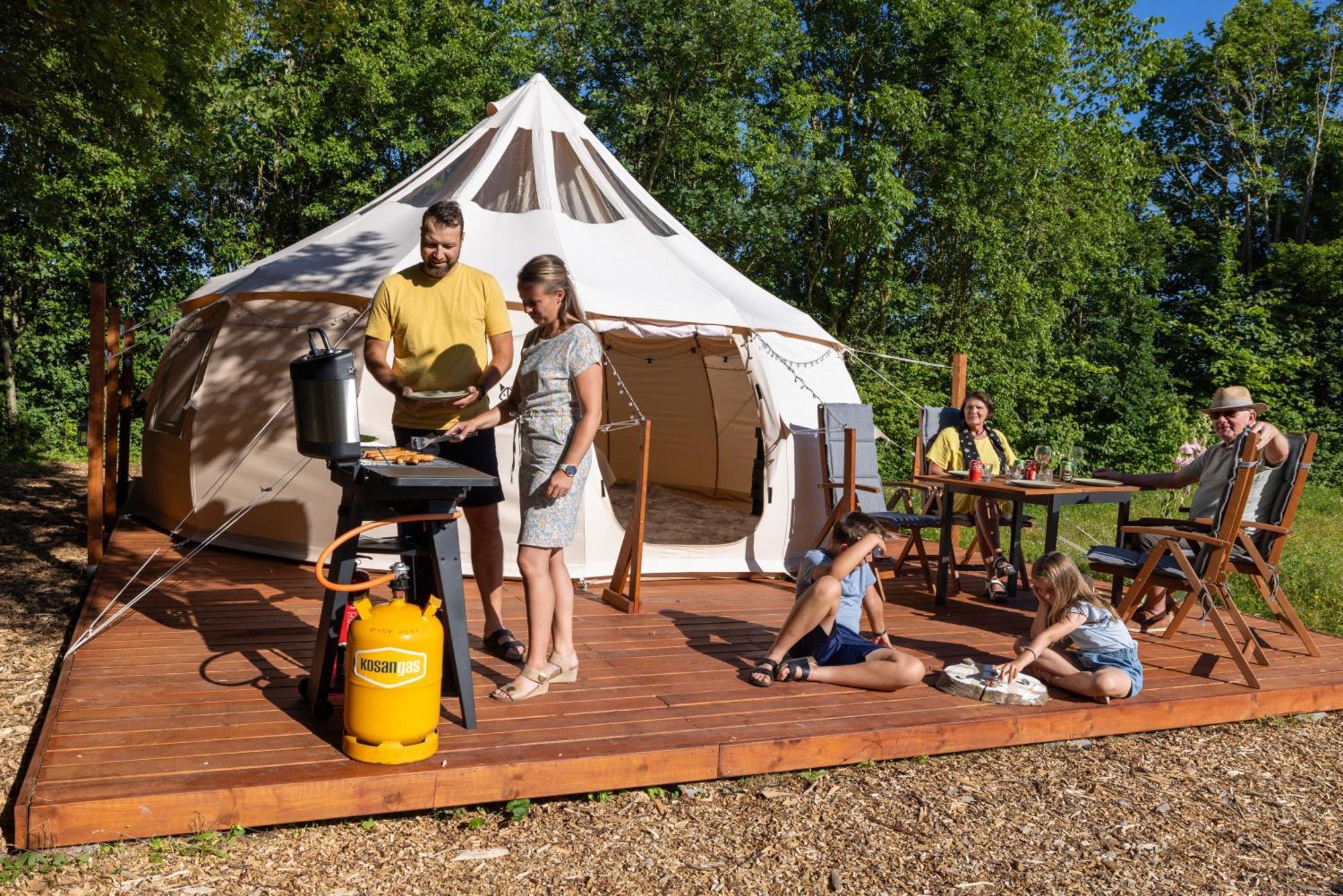 Holmegaard Vin Og Glamping Hotel Dannemare Buitenkant foto