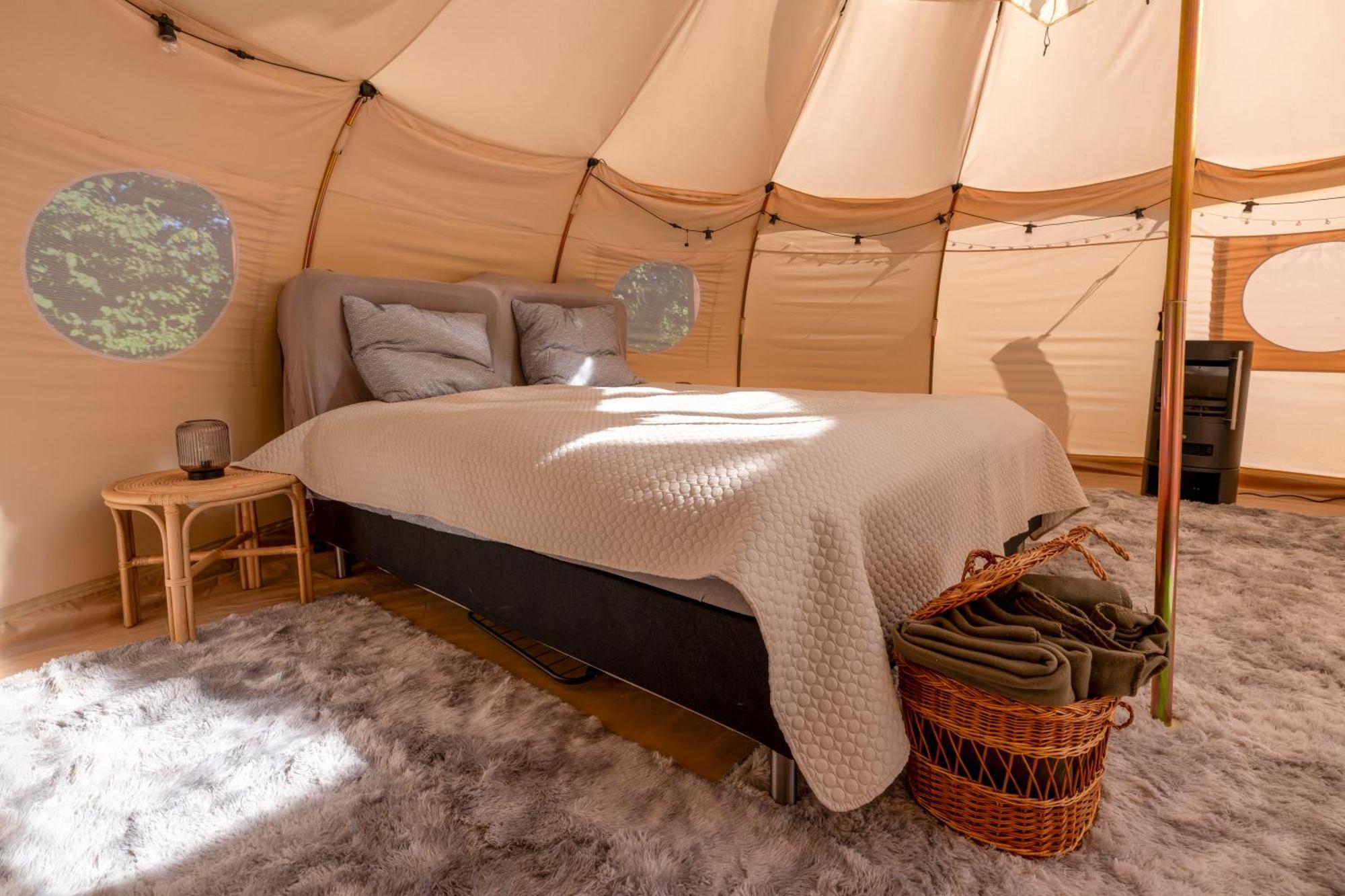 Holmegaard Vin Og Glamping Hotel Dannemare Buitenkant foto